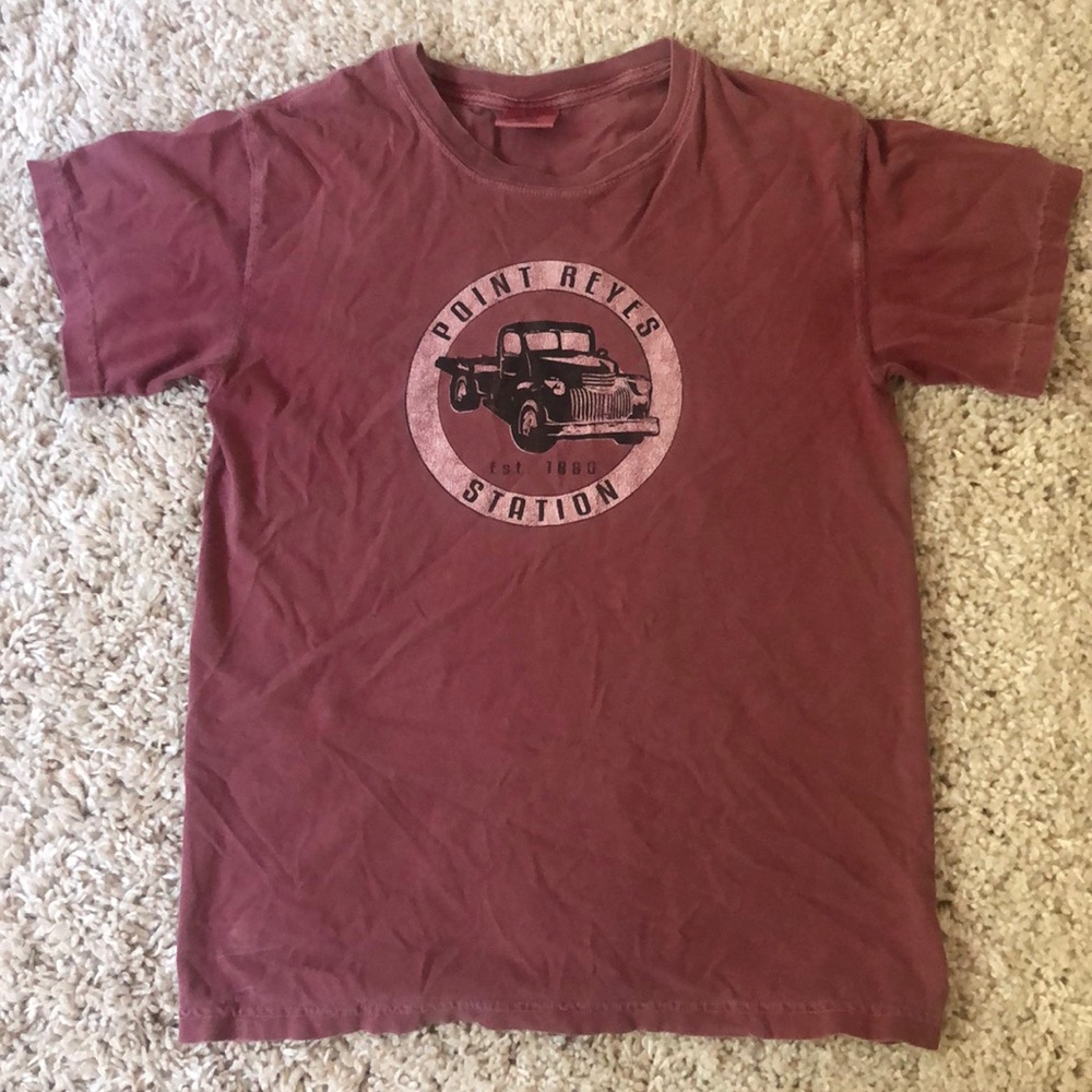 point reys station surf shop t-shirt